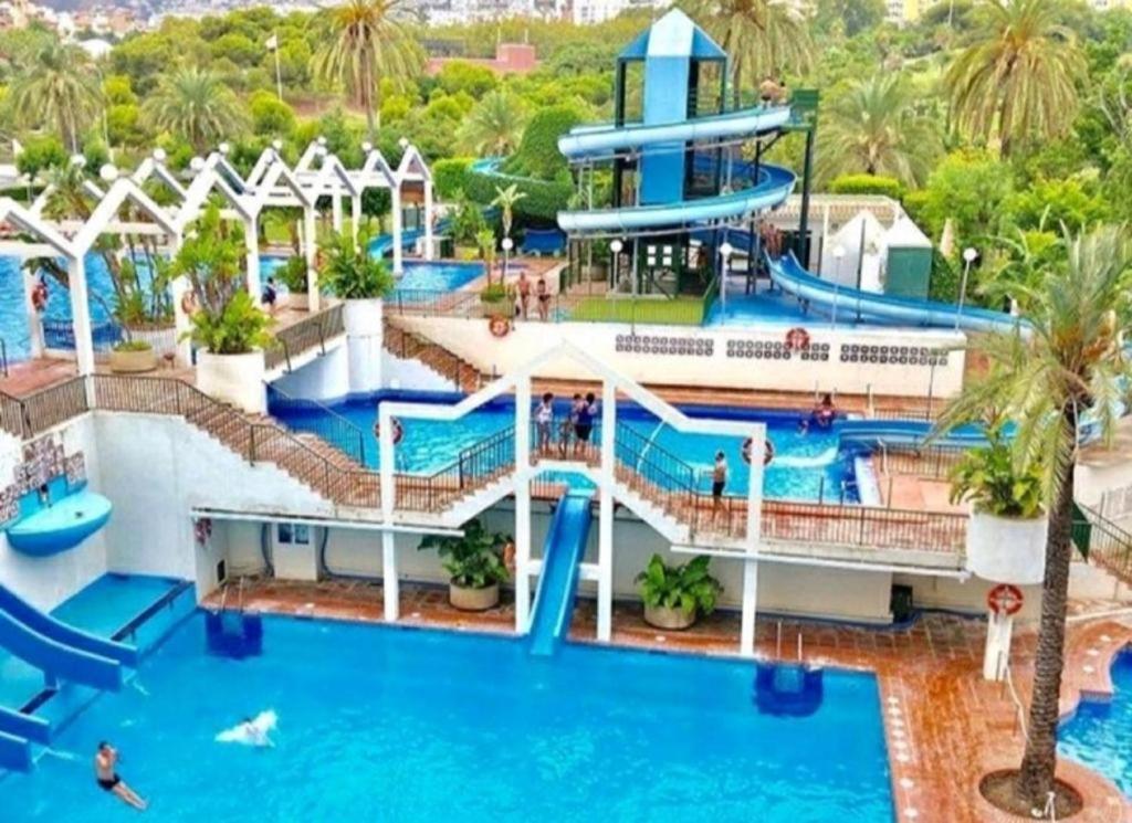 Appartment Totally Upgraded At Benal Beach Benalmadena Exterior photo